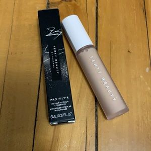 BNIB - Fenty Beauty Pro filter concealer - 230